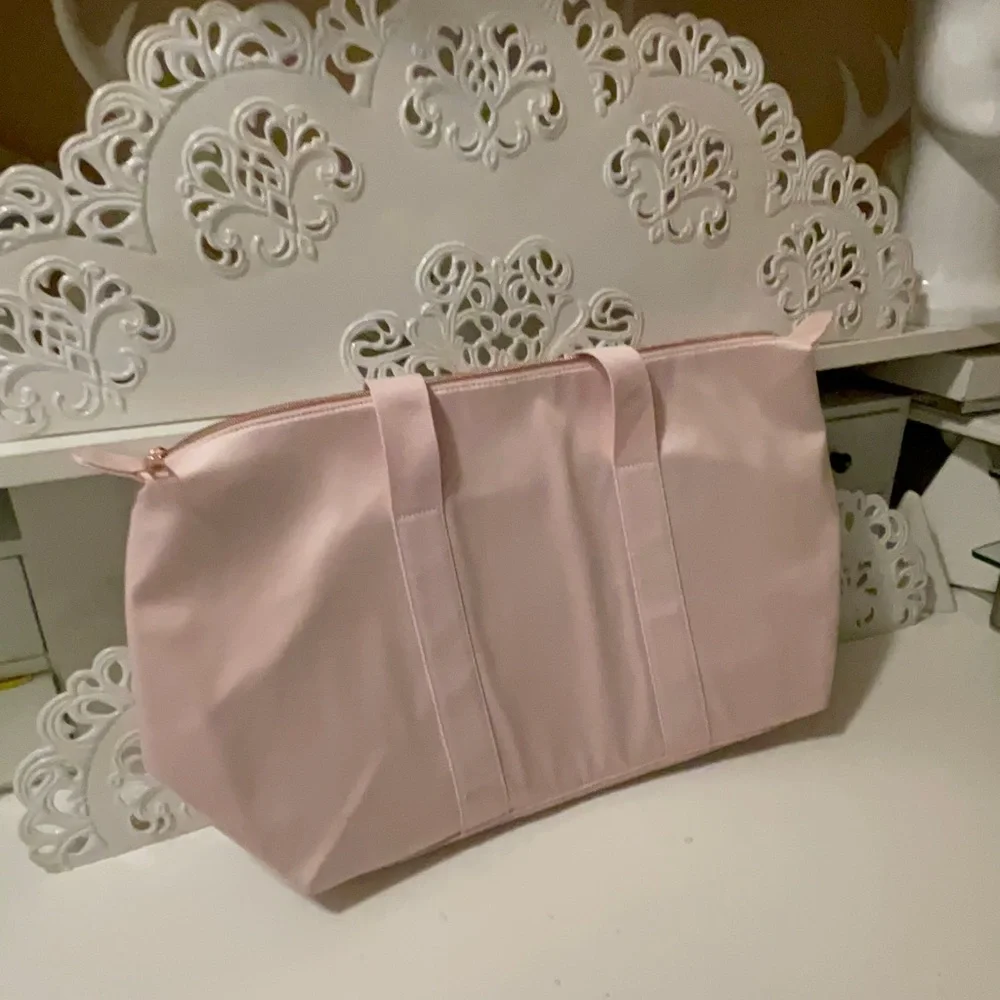 Coach new tote with rose gold zipper and zipper_2